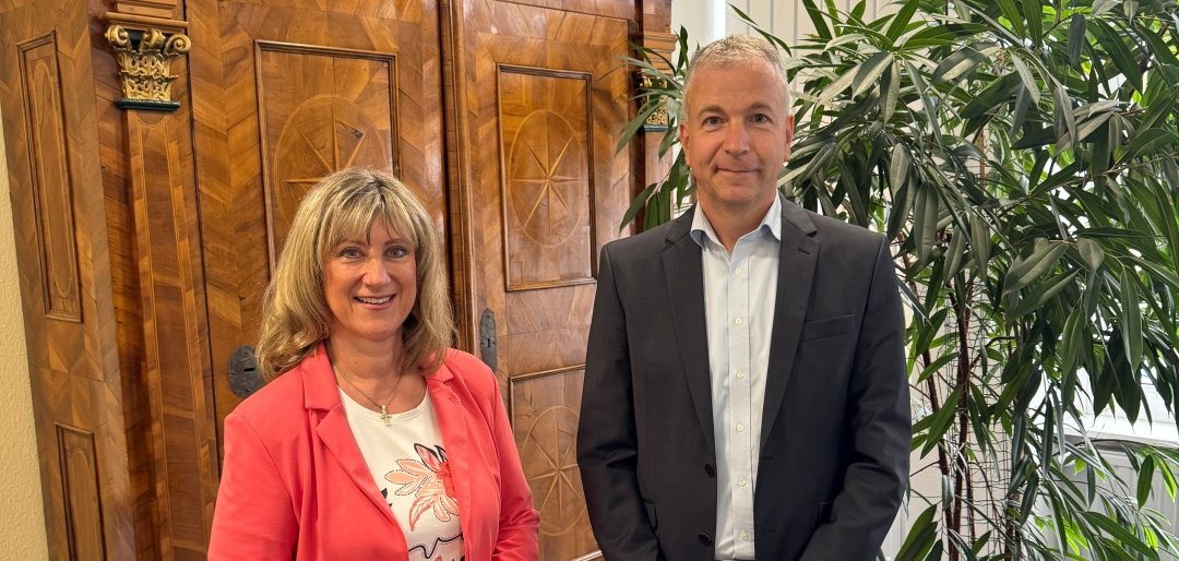 Landrätin Beilstein begrüßt Regierungsdirektor Achim Wagner