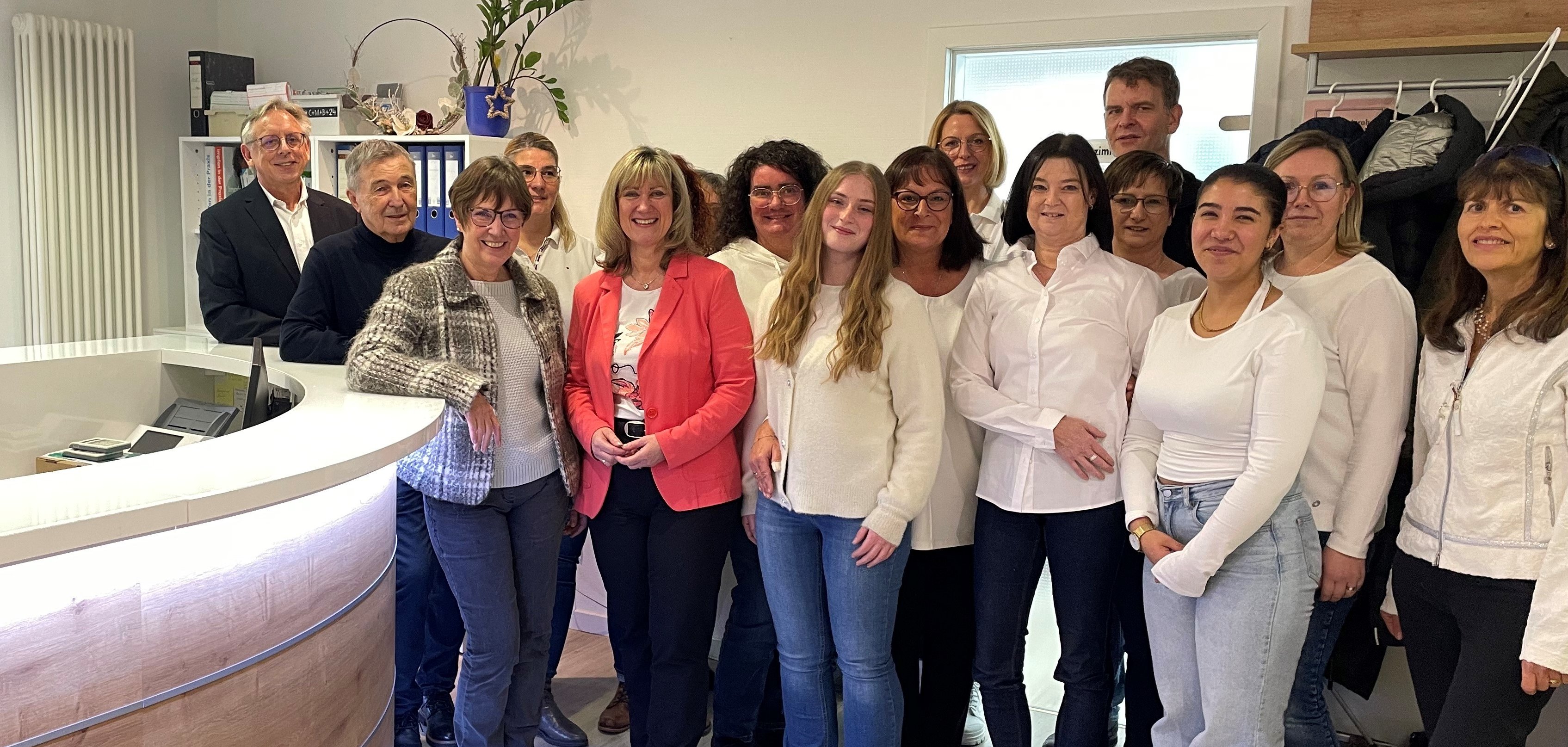 Gruppenbild MVZ Valea Gesundheit GmbH