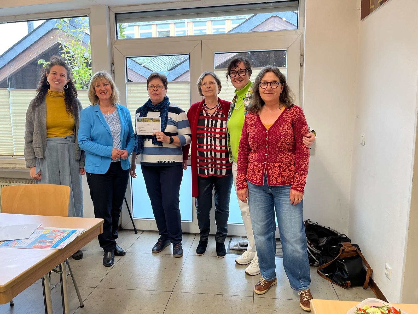 v. l. n. r.: Vanessa Krüger, Anke Beilstein, Ingrid Schaub, Inge Berg, Monika Wilhelmy, Katharina Oster