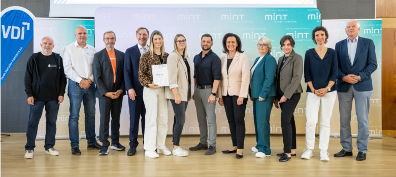 Realschule plus Cochem erneut mit dem Titel „MINT-freundliche Schule“ ausgezeichnet Realschule plus Cochem erneut mit dem Titel „MINT-freundliche Schule“ ausgezeichnet