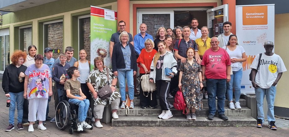 Besucherinnen und Besucher der Kinoveranstaltung