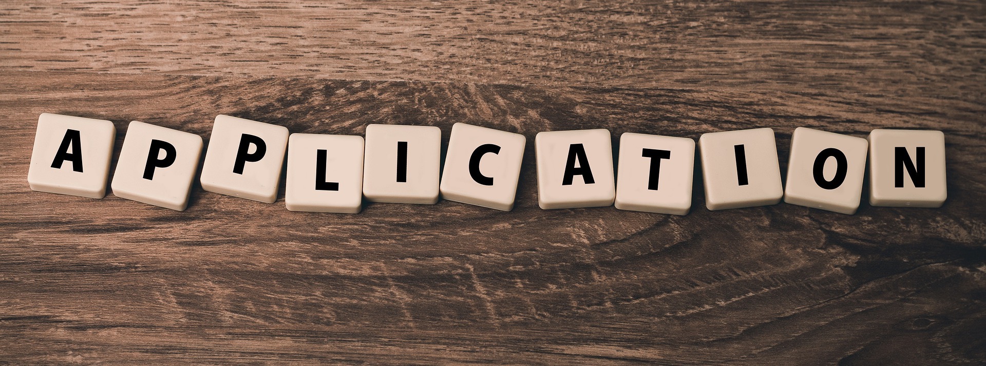 Zusammengestelltes, englisches Wort Application. Zusammengestelltes, englisches Wort Application.