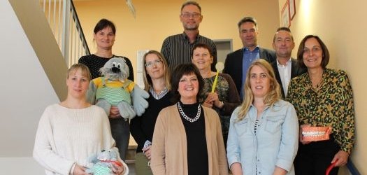 Der Vorstand sowie die Vertreter*innen der Mitgliederversammlung der Arbeitsgemeinschaft Jugendzahnpflege Cochem-Zell (AGZ).